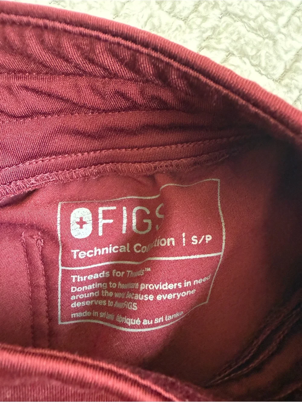 FIGS Women’s Burgundy Zamora Jogger Scrub Pants Size S